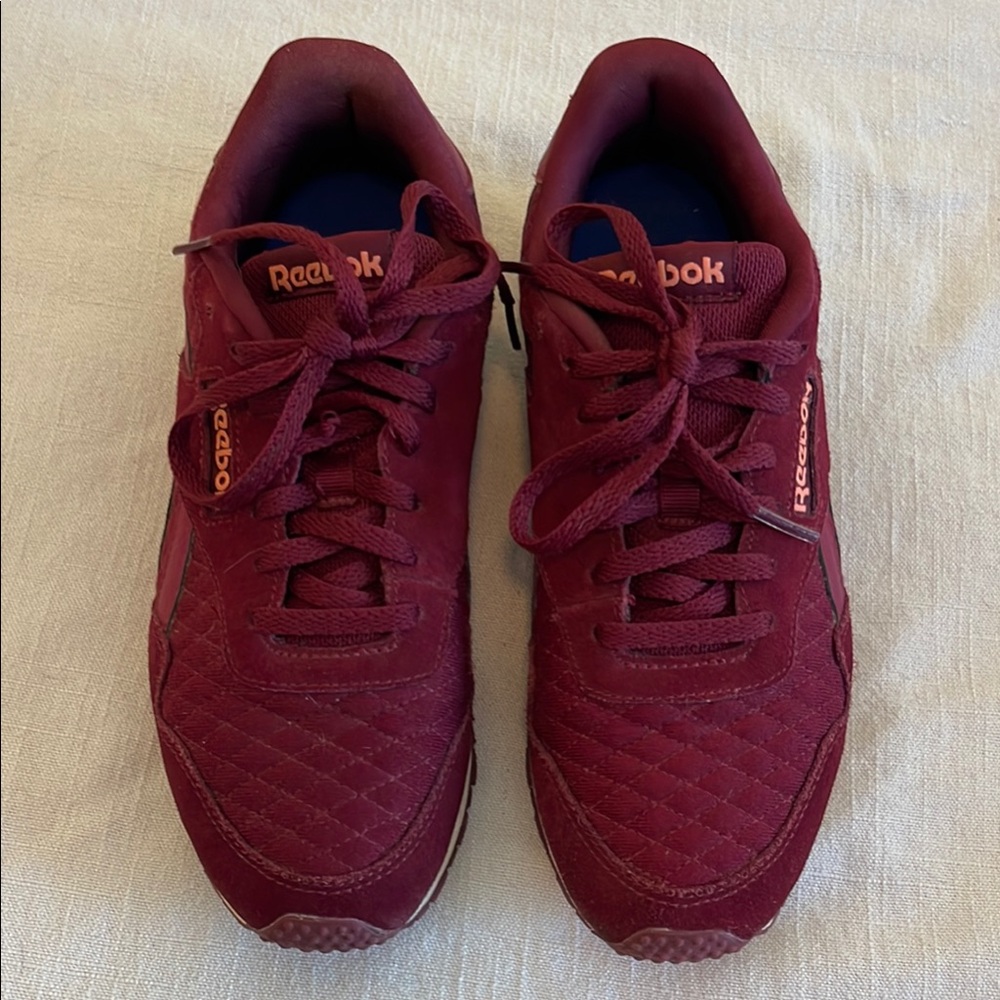 Reebok Women's Sneakers in Burgundy